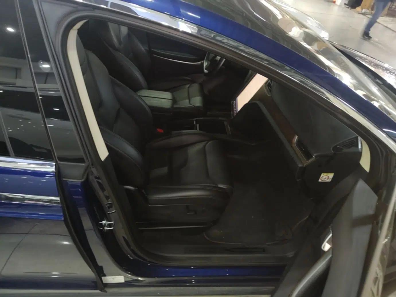 Tesla Model X 2016 X 75D — миниатюра 23
