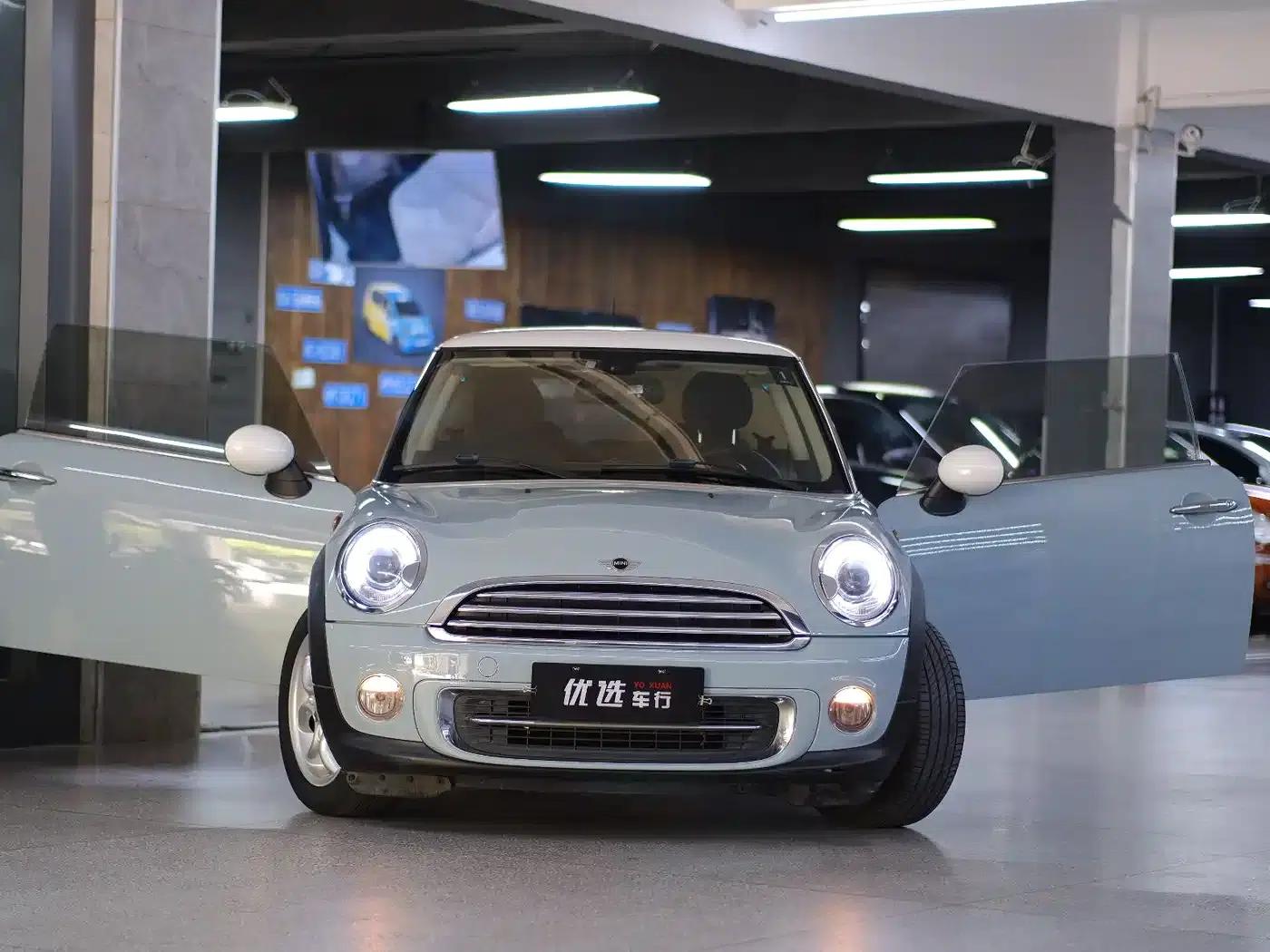 MINI 2012 1.6L COOPER Baker Street — миниатюра 3