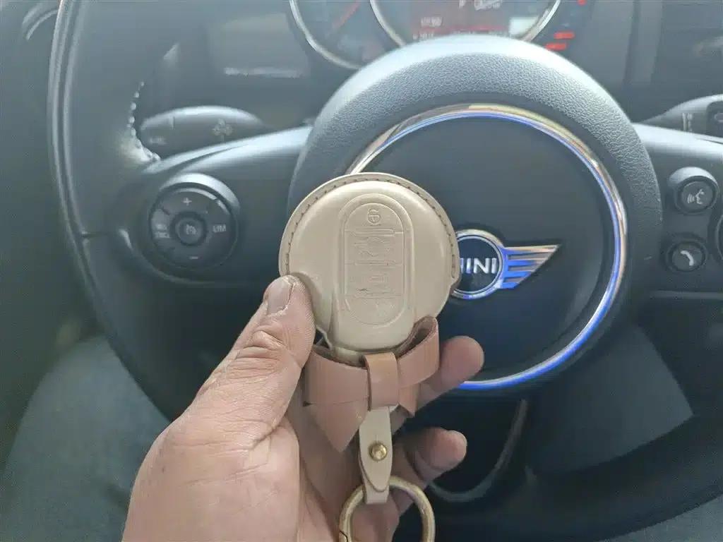 2014 MINI 1.5T COOPER Fun — миниатюра 17
