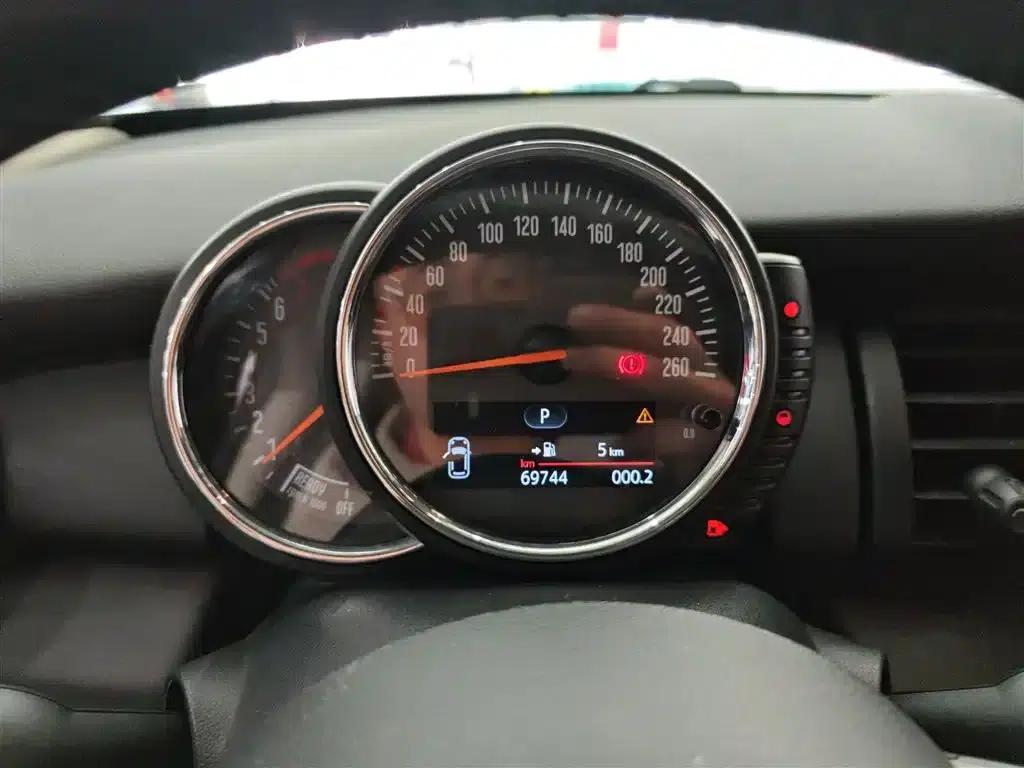 2016 MINI 1.2T ONE — миниатюра 12