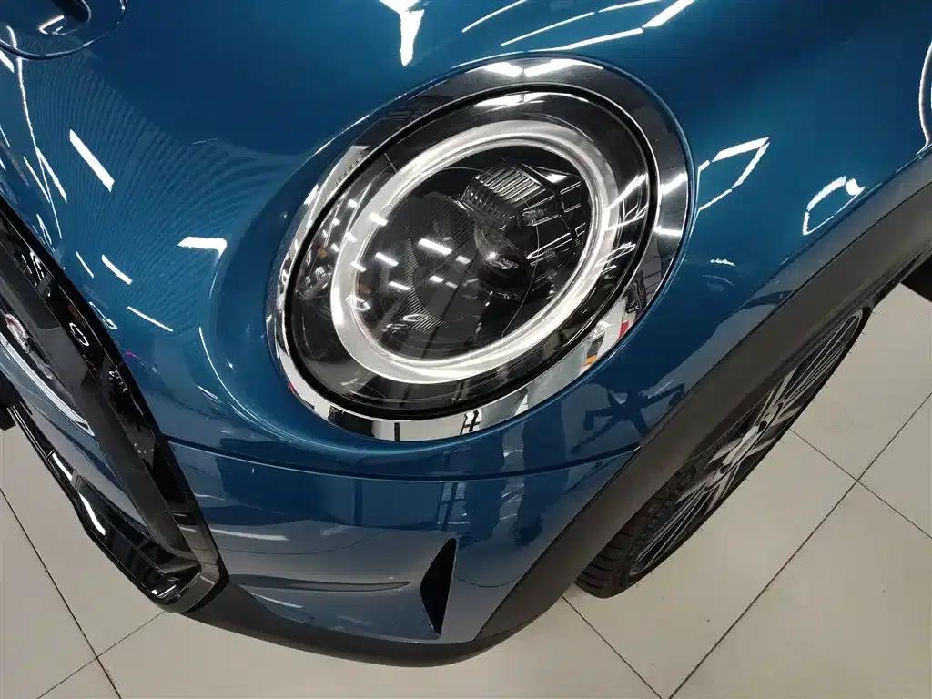 MINI 2022 2.0T COOPER S Artist — миниатюра 18