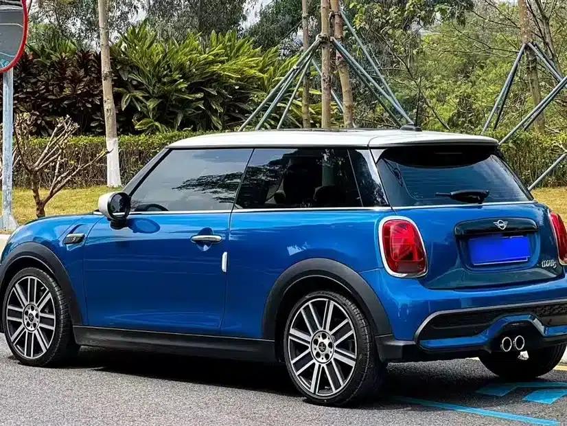 MINI 2022 2.0T COOPER S Artist — миниатюра 23