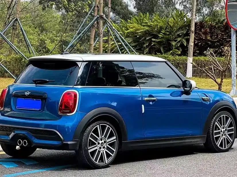 MINI 2022 2.0T COOPER S Artist — миниатюра 5