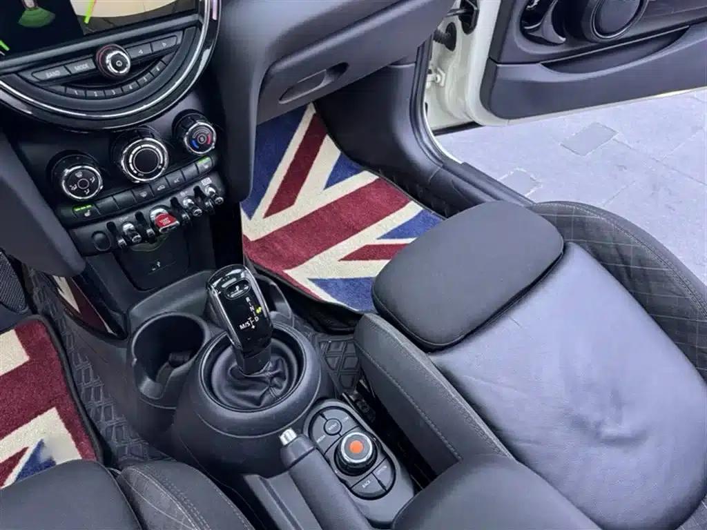 2018 MINI 1.5T COOPER Classic — миниатюра 12