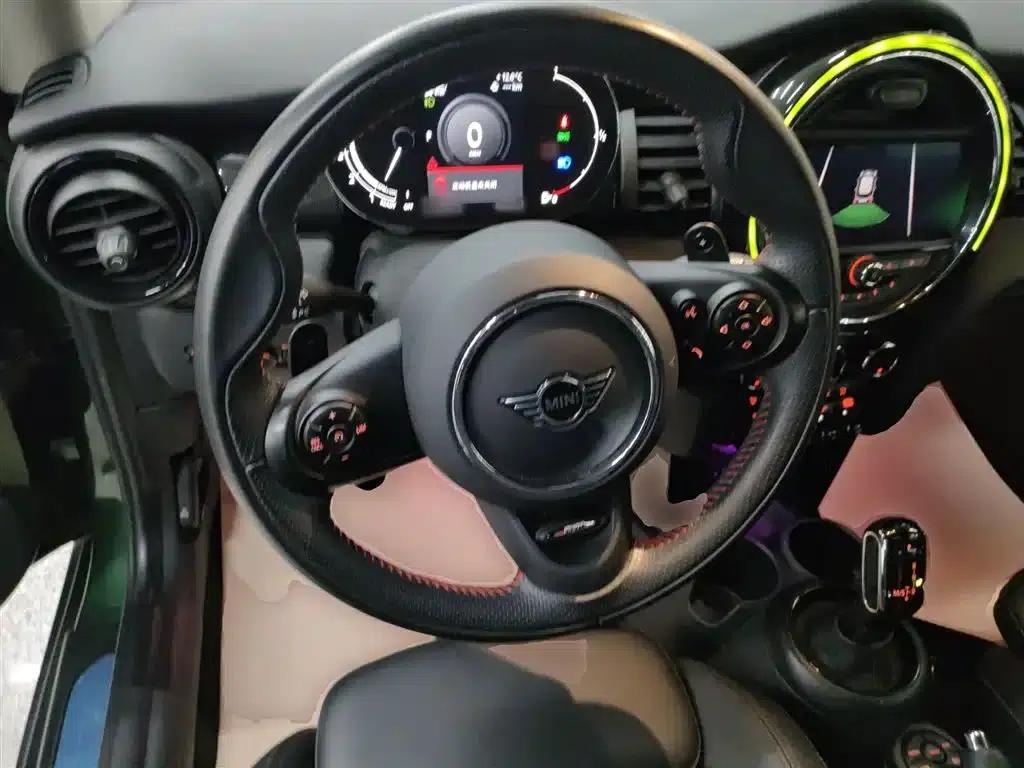MINI 2021 2.0T COOPER S Classic — миниатюра 4
