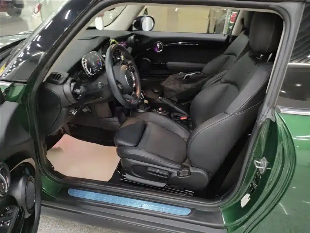 MINI 2021 2.0T COOPER S Classic — миниатюра 8