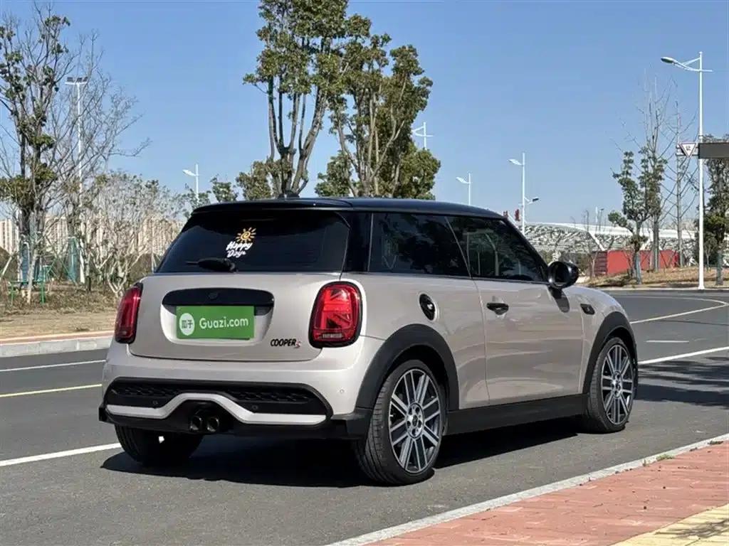 MINI 2023 Facelift 2.0T COOPER S Artist — миниатюра 19