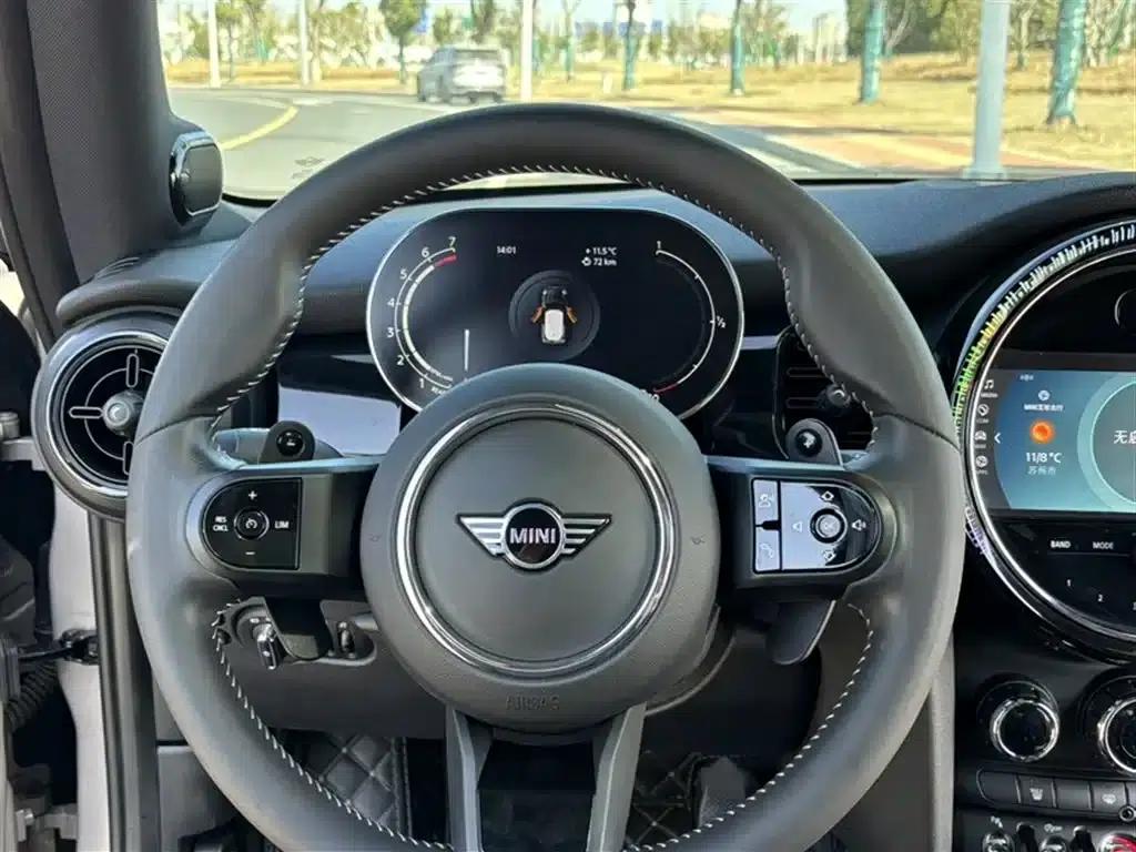 MINI 2023 Facelift 2.0T COOPER S Artist — миниатюра 3