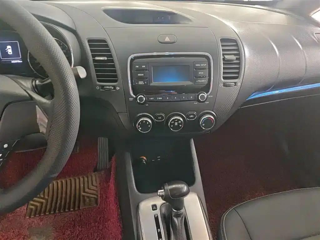 Kia K3 2016 1.6L Automatic GL — миниатюра 13