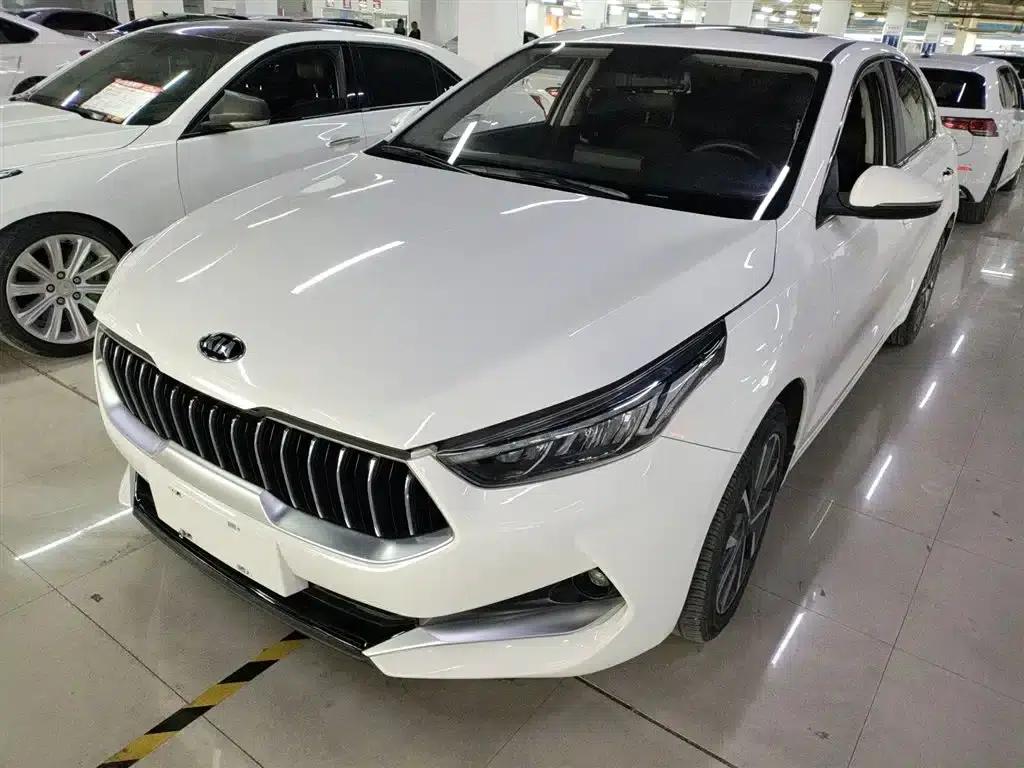 Kia K3 2020 1.5L CVT Fashion Edition — миниатюра 1