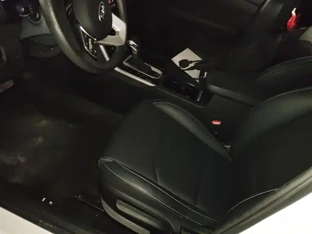 Kia K3 2020 1.5L CVT Fashion Edition — миниатюра 11