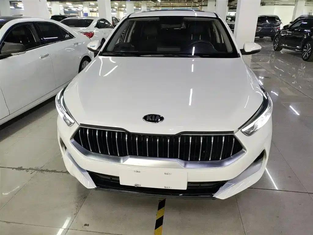 Kia K3 2020 1.5L CVT Fashion Edition — миниатюра 3