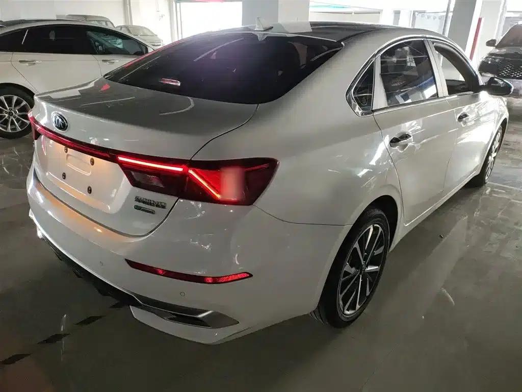 Kia K3 2020 1.5L CVT Fashion Edition — миниатюра 5