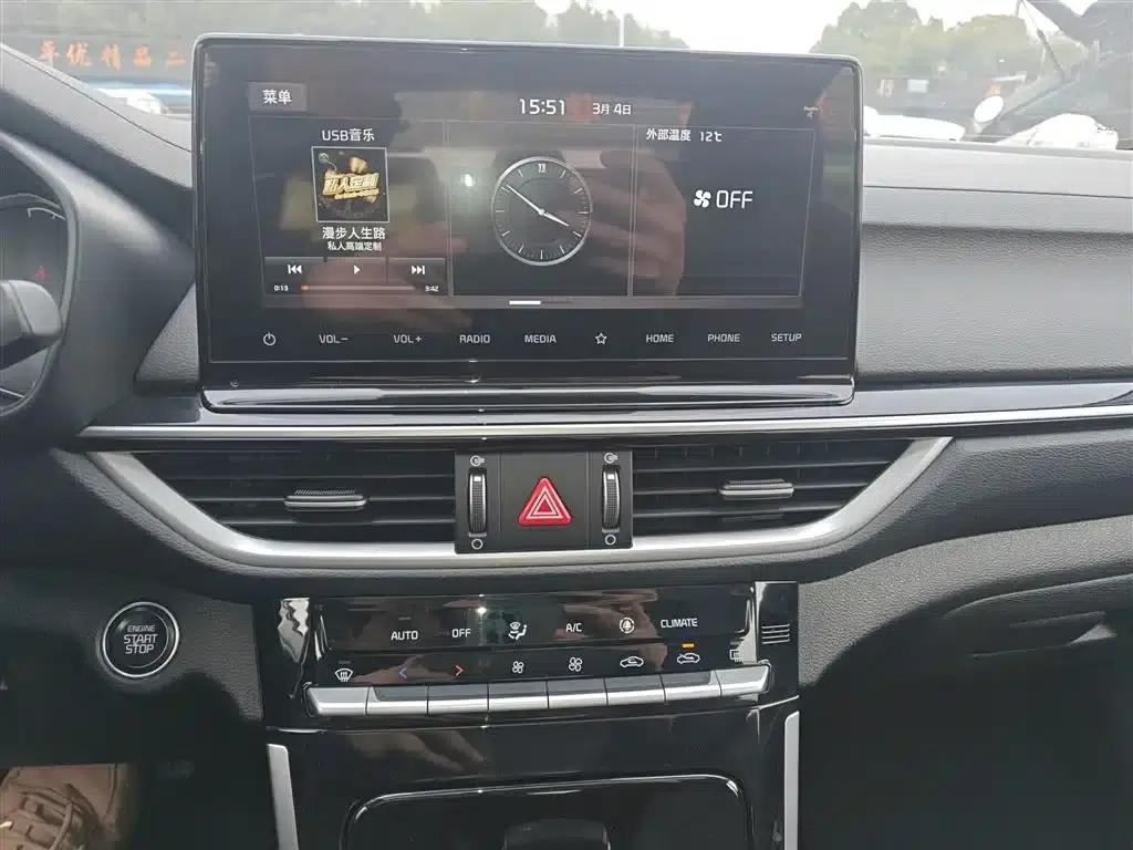 Kia K3 2021 Facelift 1.5L CVT Fashion Edition — миниатюра 5