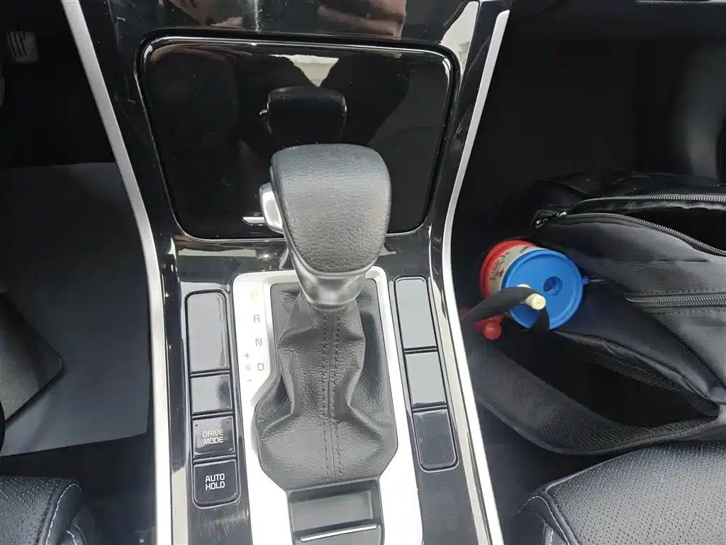Kia K3 2021 Facelift 1.5L CVT Fashion Edition — миниатюра 6