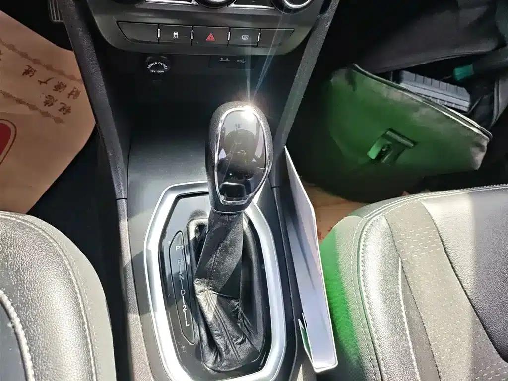 Chery Tiggo 3x 2018 1.5L Automatic Deluxe Edition — миниатюра 10