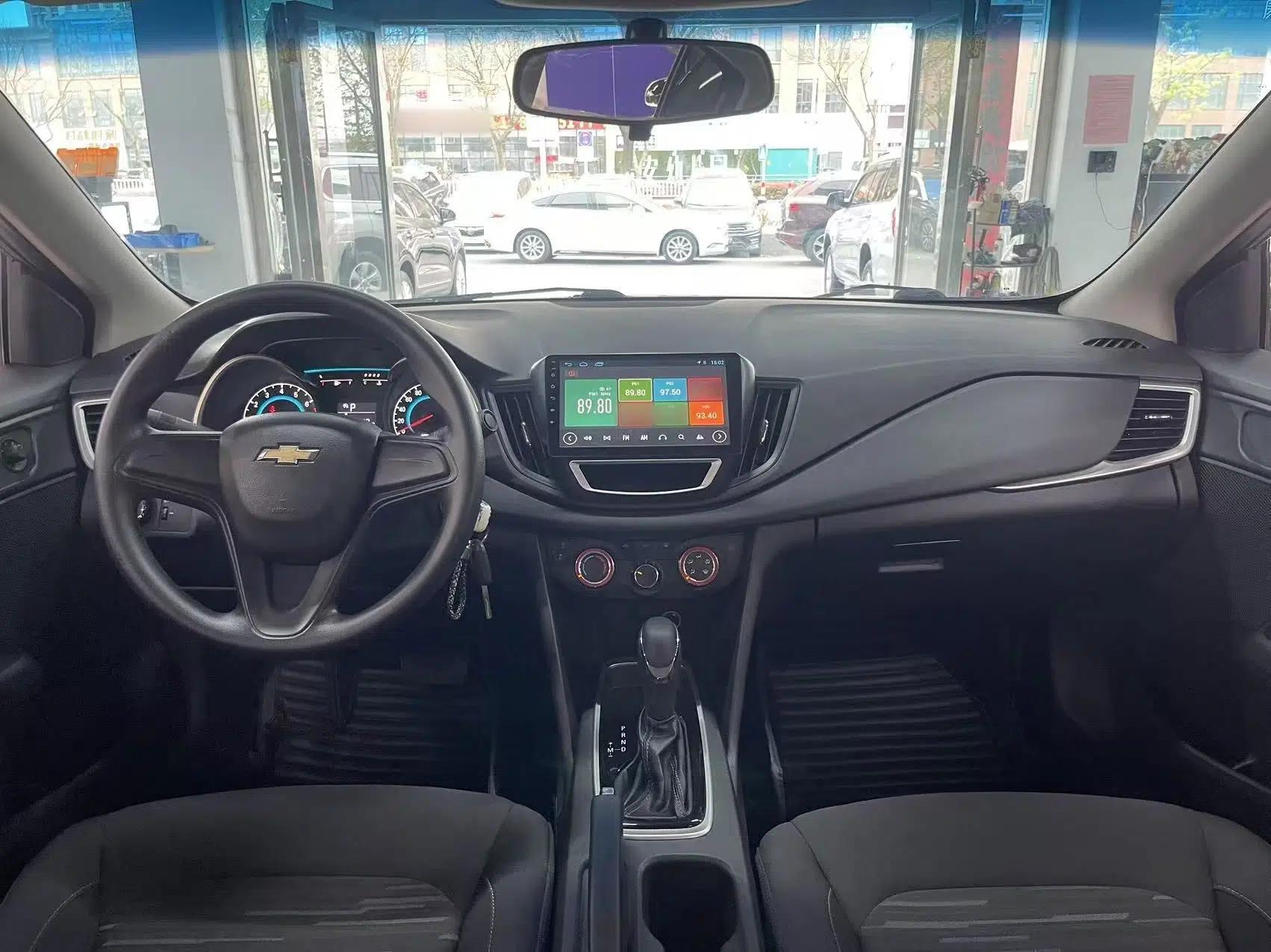 Chevrolet Cavalier 2016 1.5L Automatic Enjoyment Edition — миниатюра 12