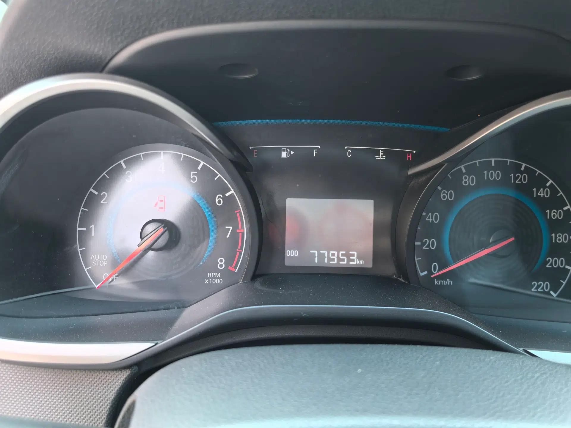 Chevrolet Cavalier 2016 1.5L Automatic Enjoyment Edition — миниатюра 8
