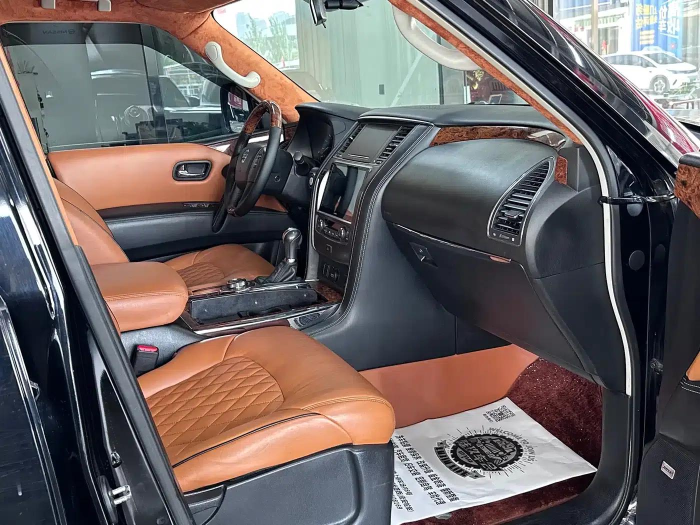 Nissan Patrol 2018 4.0L Leader Edition — миниатюра 8