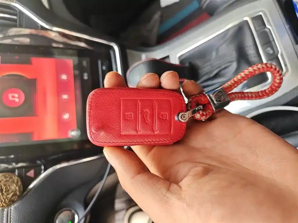 Roewe RX5 2019 20T Two-Wheel Drive Automatic 4G Connected Platinum Edition — миниатюра 12