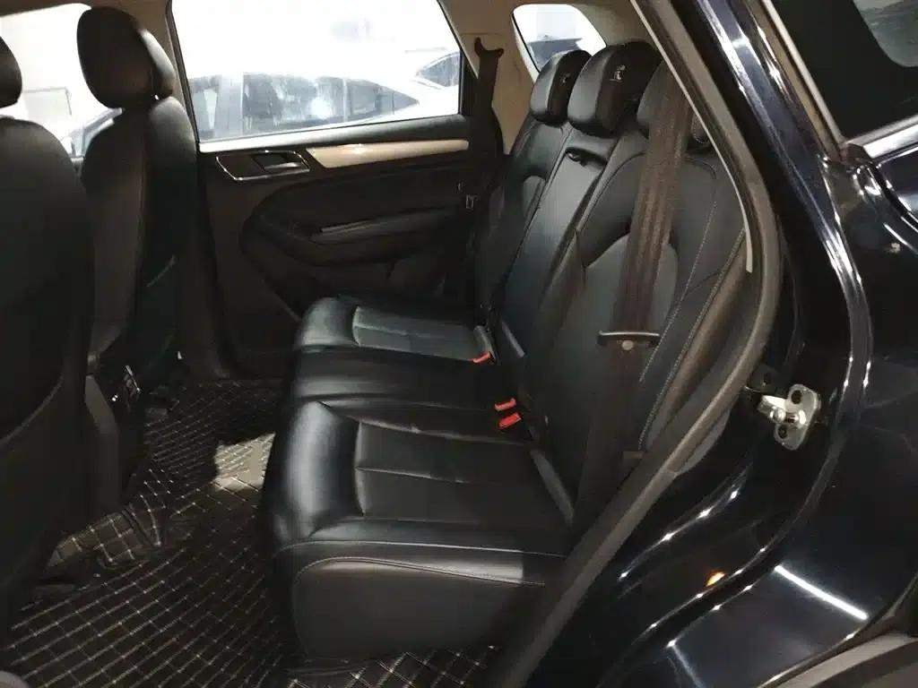 Roewe RX5 2020 20T Automatic 4G Connected Million Edition — миниатюра 13