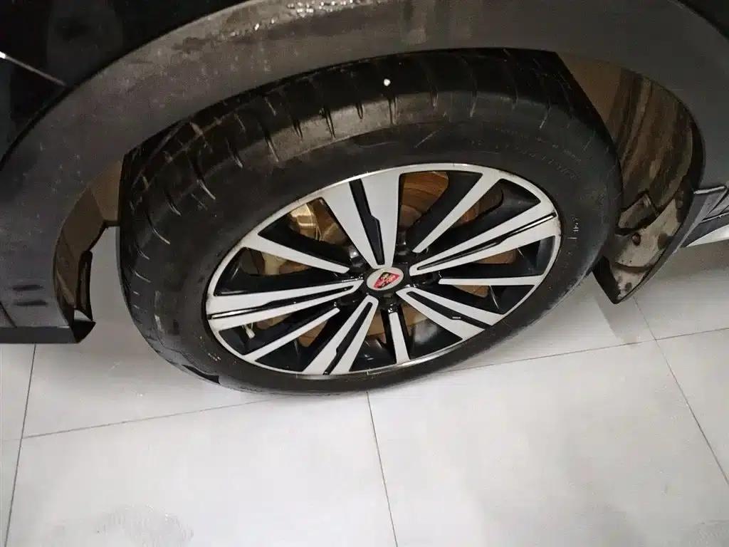 Roewe RX5 2020 20T Automatic 4G Connected Million Edition — миниатюра 25
