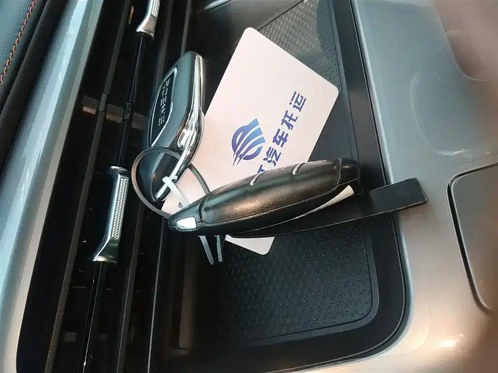Roewe RX5 2023 1.5T Superior Edition — миниатюра 9
