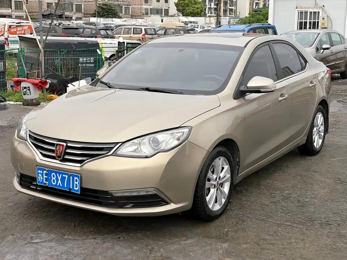 Roewe 360 2015 1.5L Automatic Deluxe Edition — миниатюра 1