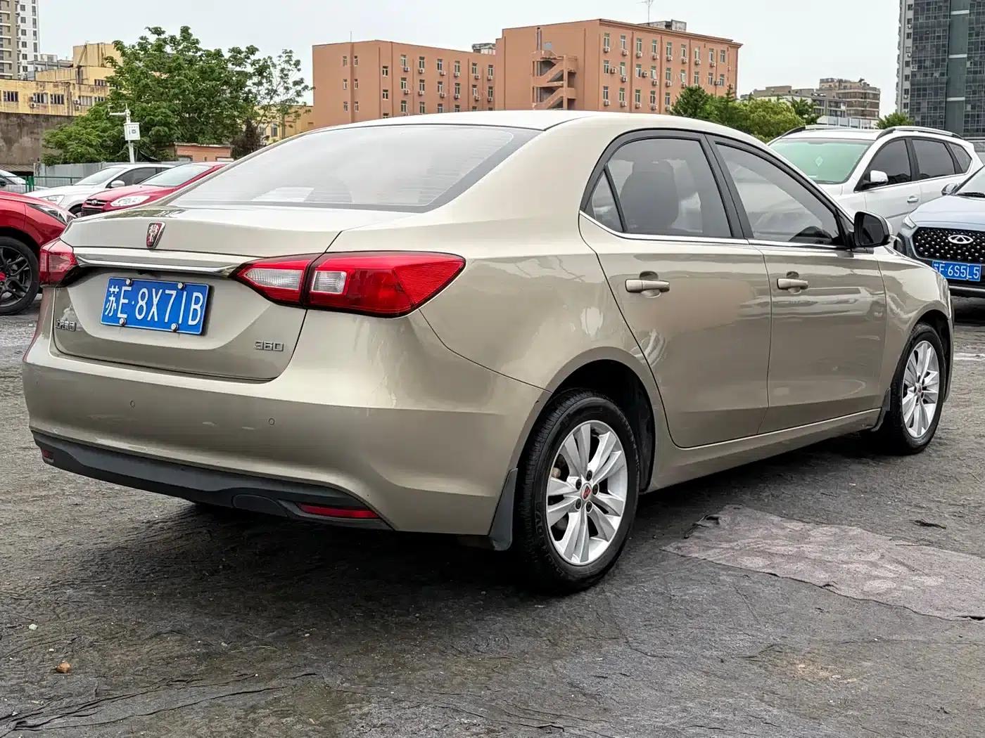 Roewe 360 2015 1.5L Automatic Deluxe Edition — миниатюра 4