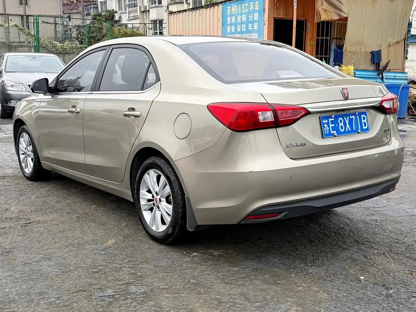 Roewe 360 2015 1.5L Automatic Deluxe Edition — миниатюра 6