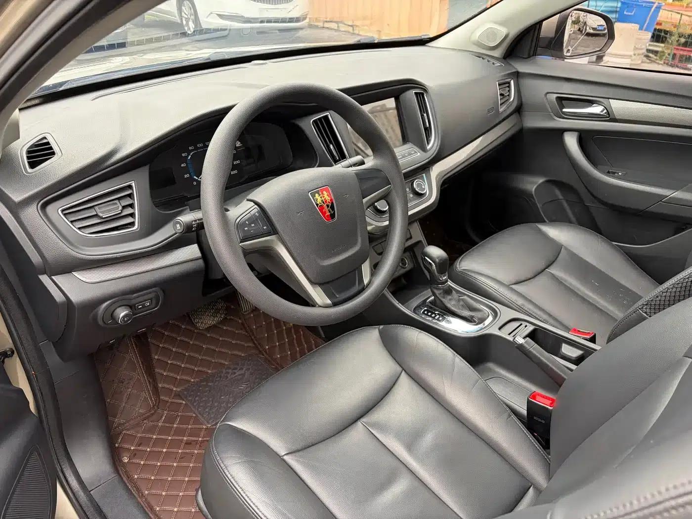 Roewe 360 2015 1.5L Automatic Deluxe Edition — миниатюра 7