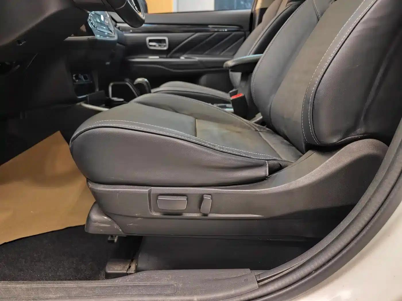 Outlander 2019 2.0L 2WD Enjoy Edition 5-seater National VI Emission Standard — миниатюра 11