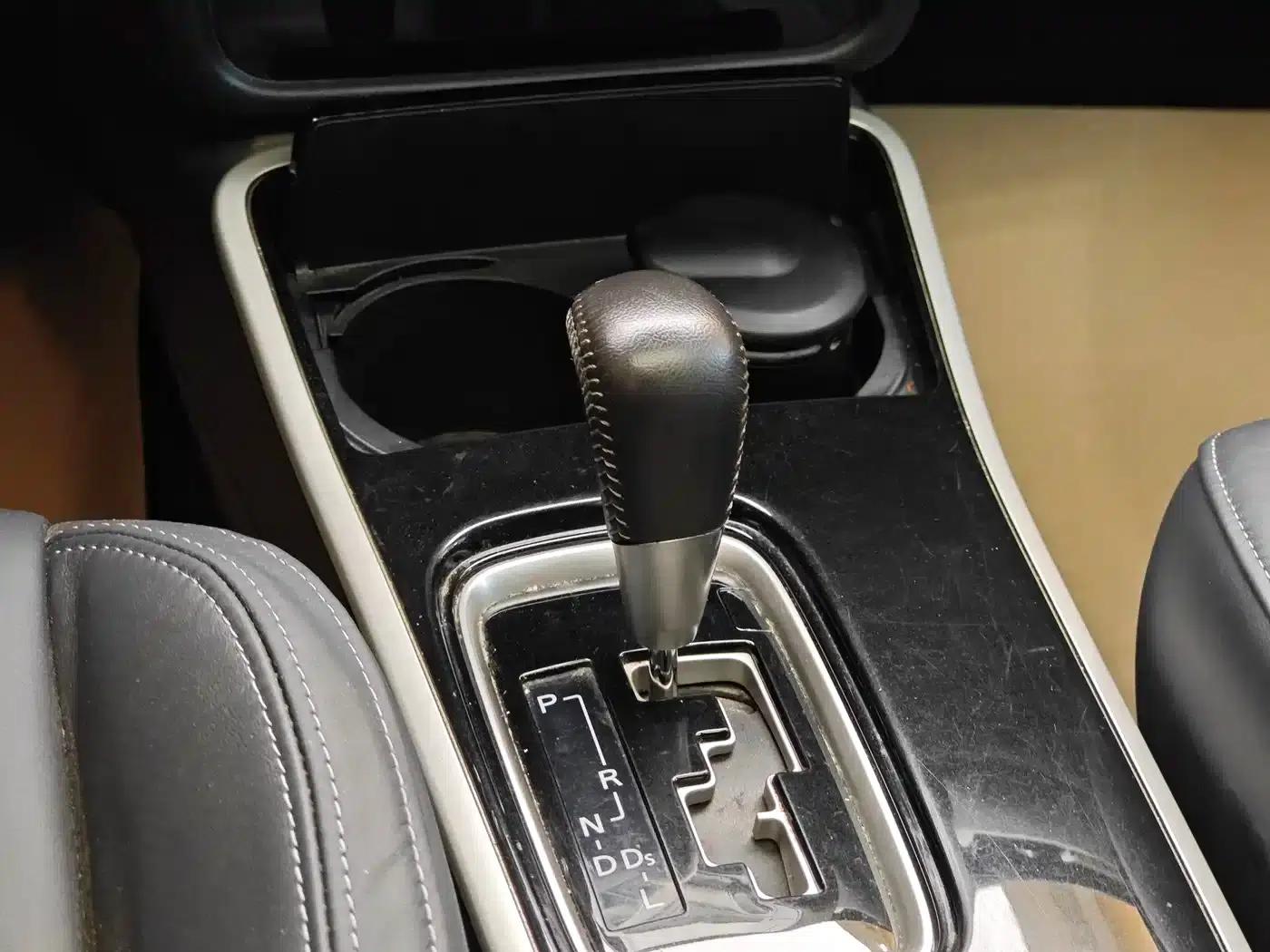 Outlander 2019 2.0L 2WD Enjoy Edition 5-seater National VI Emission Standard — миниатюра 18
