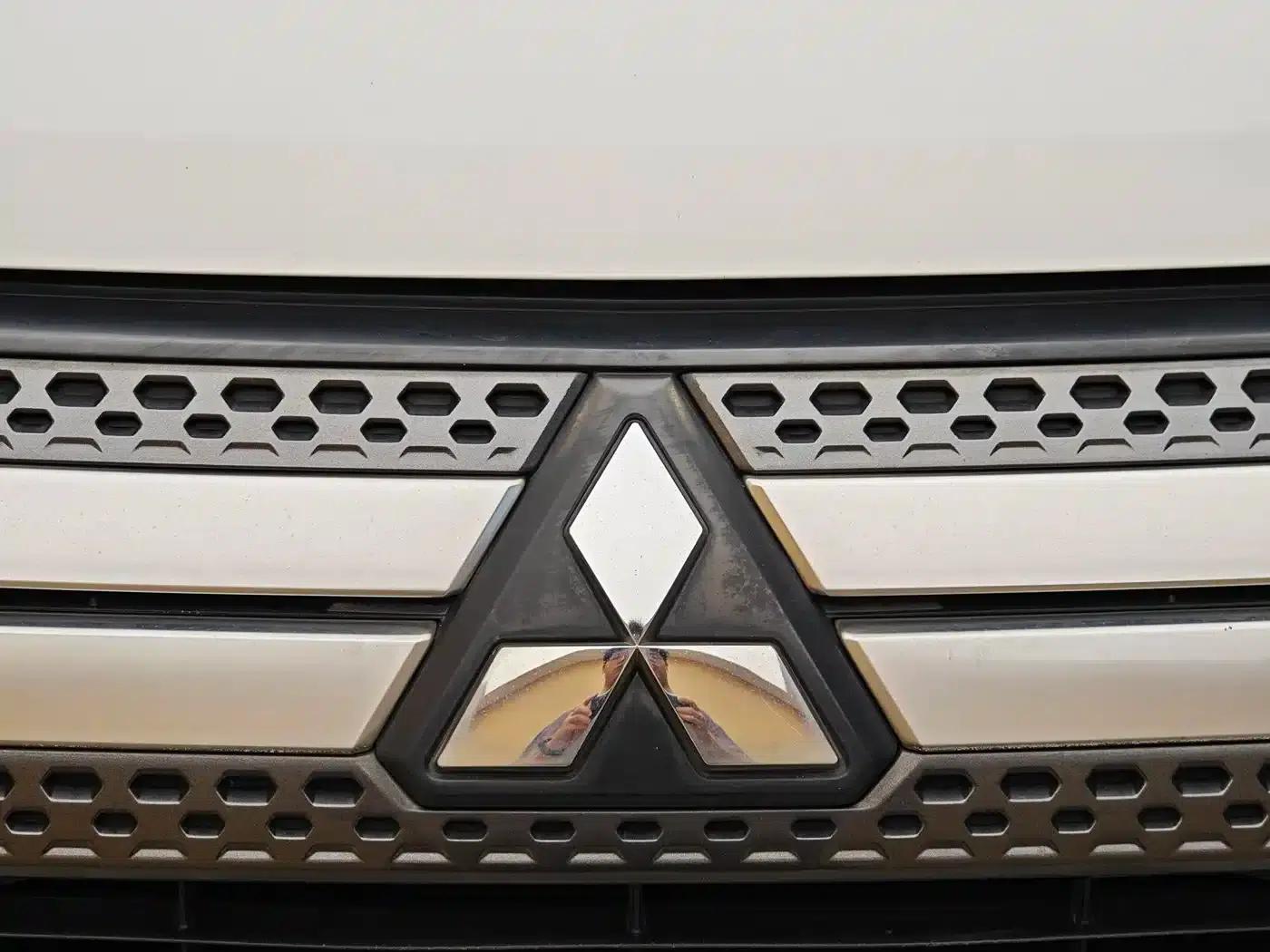 Outlander 2019 2.0L 2WD Enjoy Edition 5-seater National VI Emission Standard — миниатюра 3