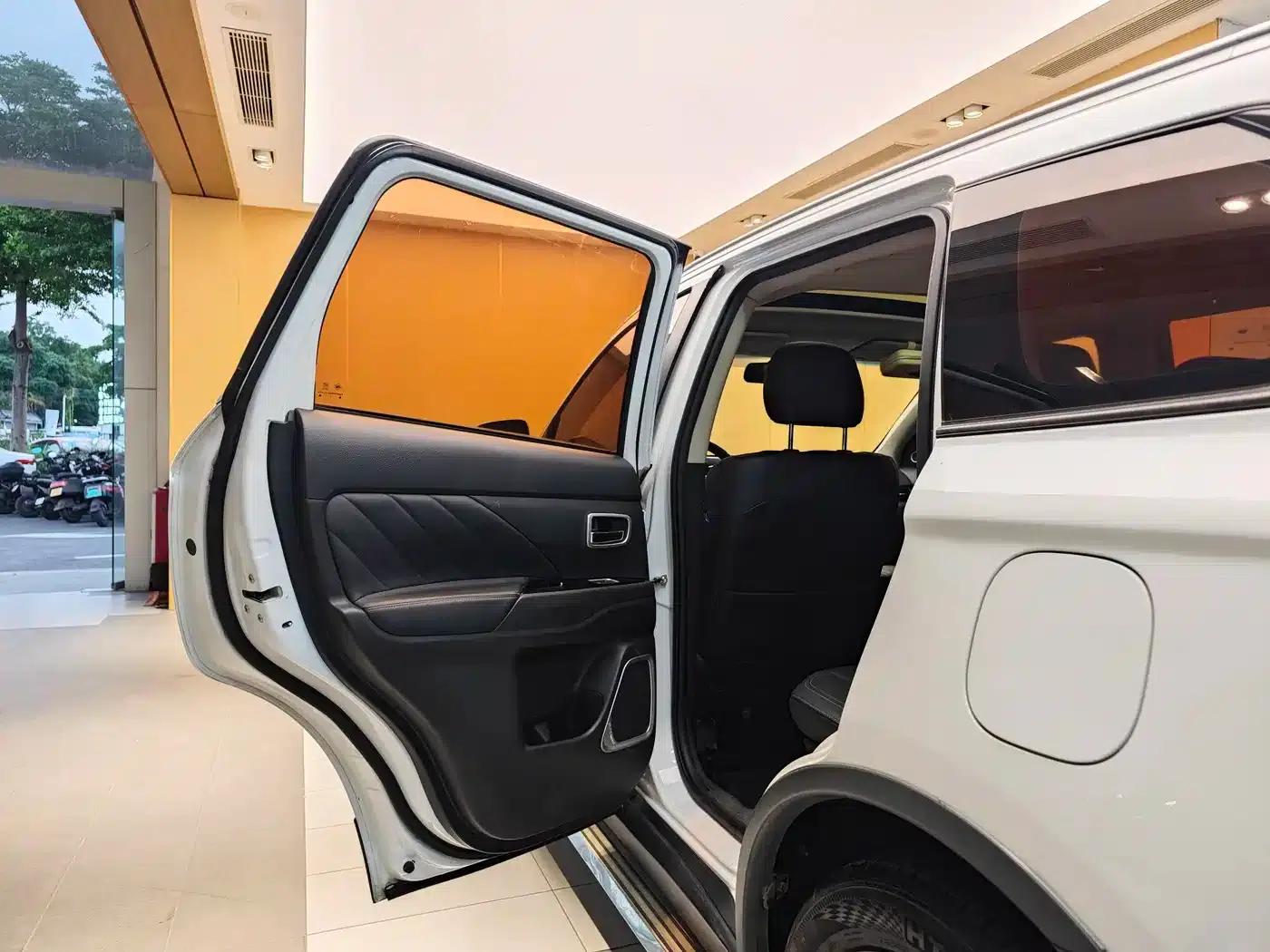 Outlander 2019 2.0L 2WD Enjoy Edition 5-seater National VI Emission Standard — миниатюра 21