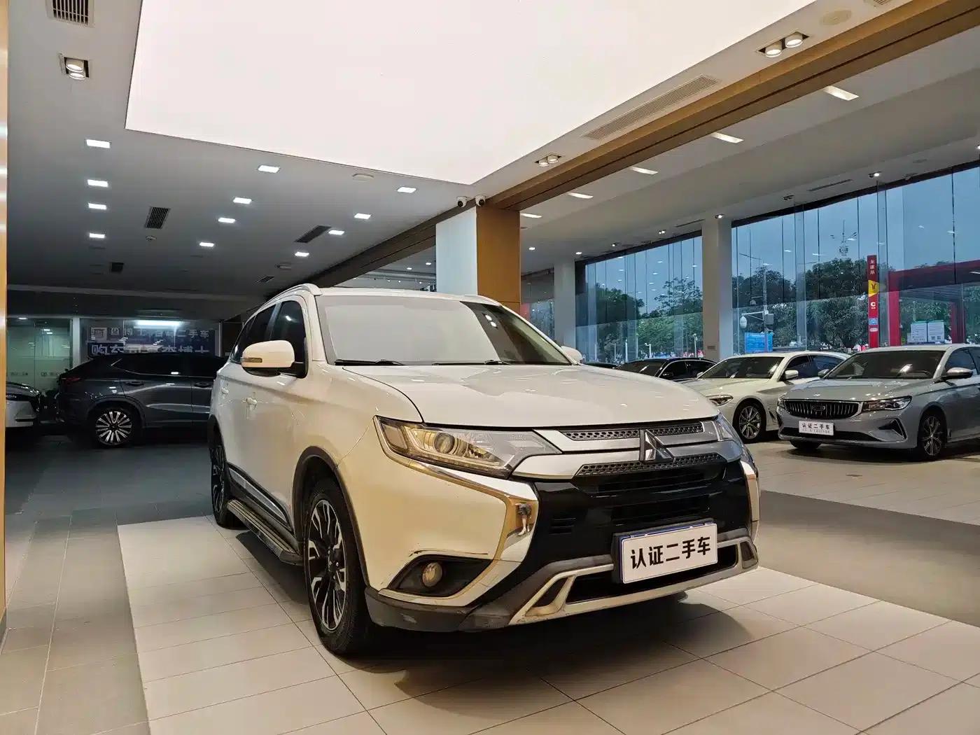 Outlander 2019 2.0L 2WD Enjoy Edition 5-seater National VI Emission Standard — миниатюра 5