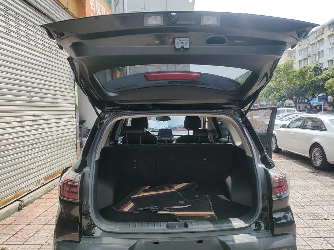 Kia Sportage R 2019 2.0L Automatic Smart Luxury Edition — миниатюра 22