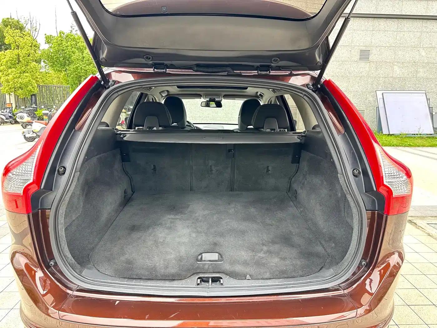 2015 Volvo XC60 T5 Smart Edition — миниатюра 12