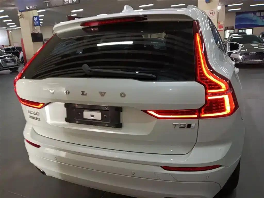 Volvo XC60 2019 T5 AWD Smart Edition (China VI Emission Standard) — миниатюра 4