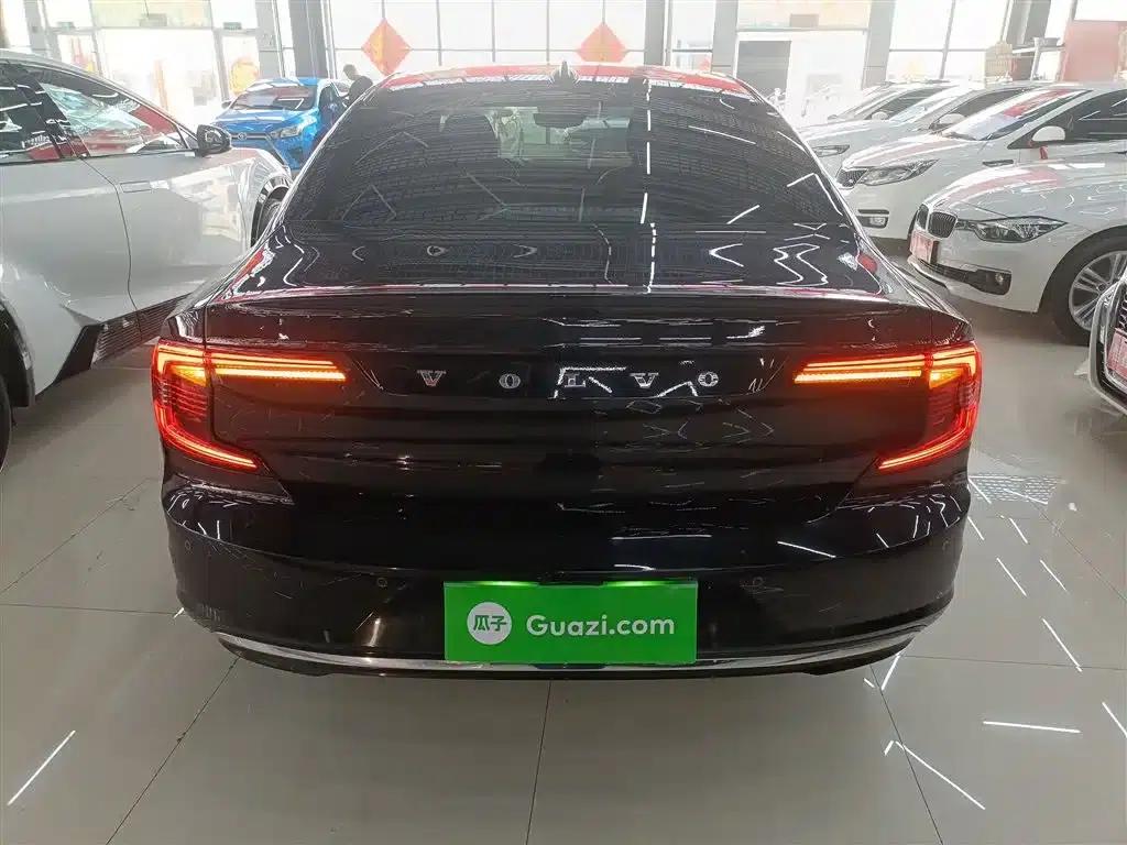 2021 Volvo S90 B5 Inscription Luxury Edition — миниатюра 4