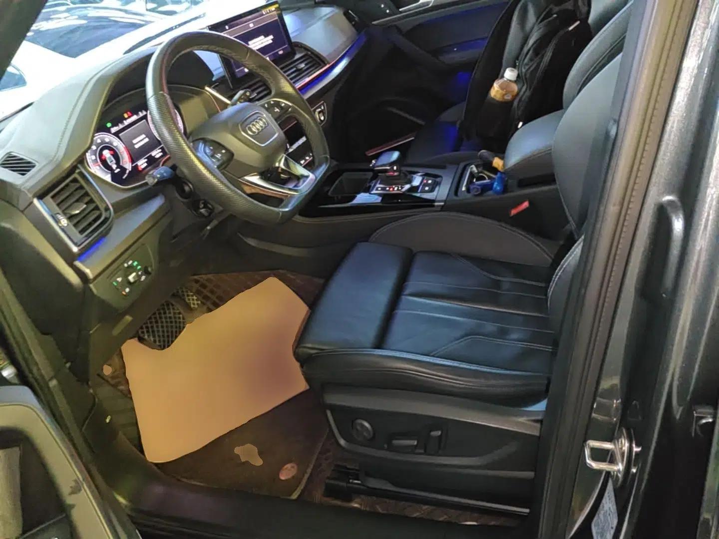 Audi Q5L 2022 45T Luxury Dynamic Model — миниатюра 18