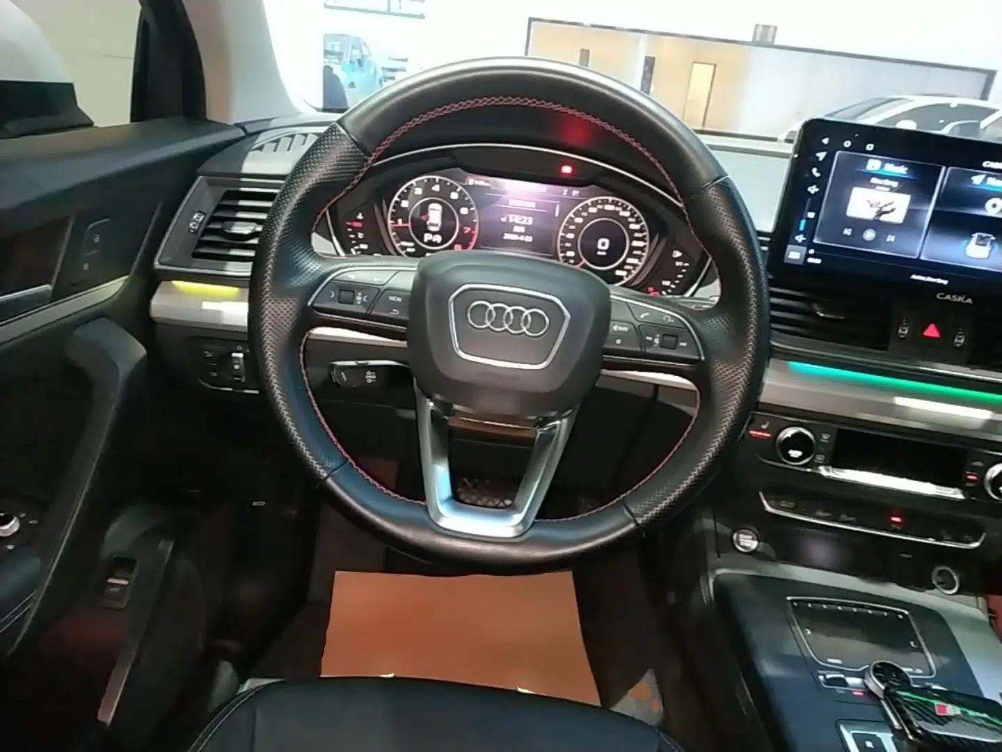 Audi Q5L 2020 Updated 40 TFSI Prestige Fashion Edition — миниатюра 13