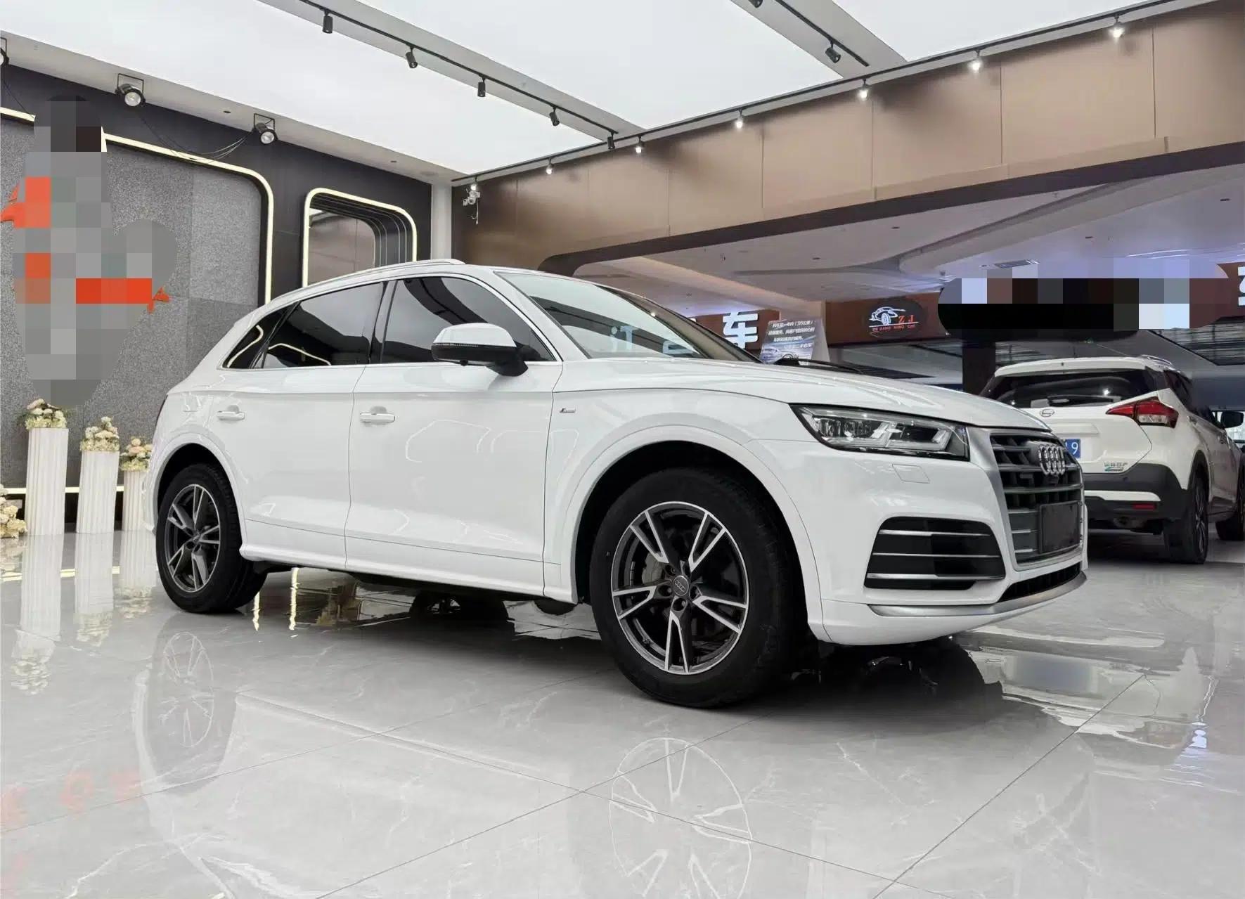 Audi Q5L 2020 Updated 40 TFSI Prestige Fashion Edition — миниатюра 10