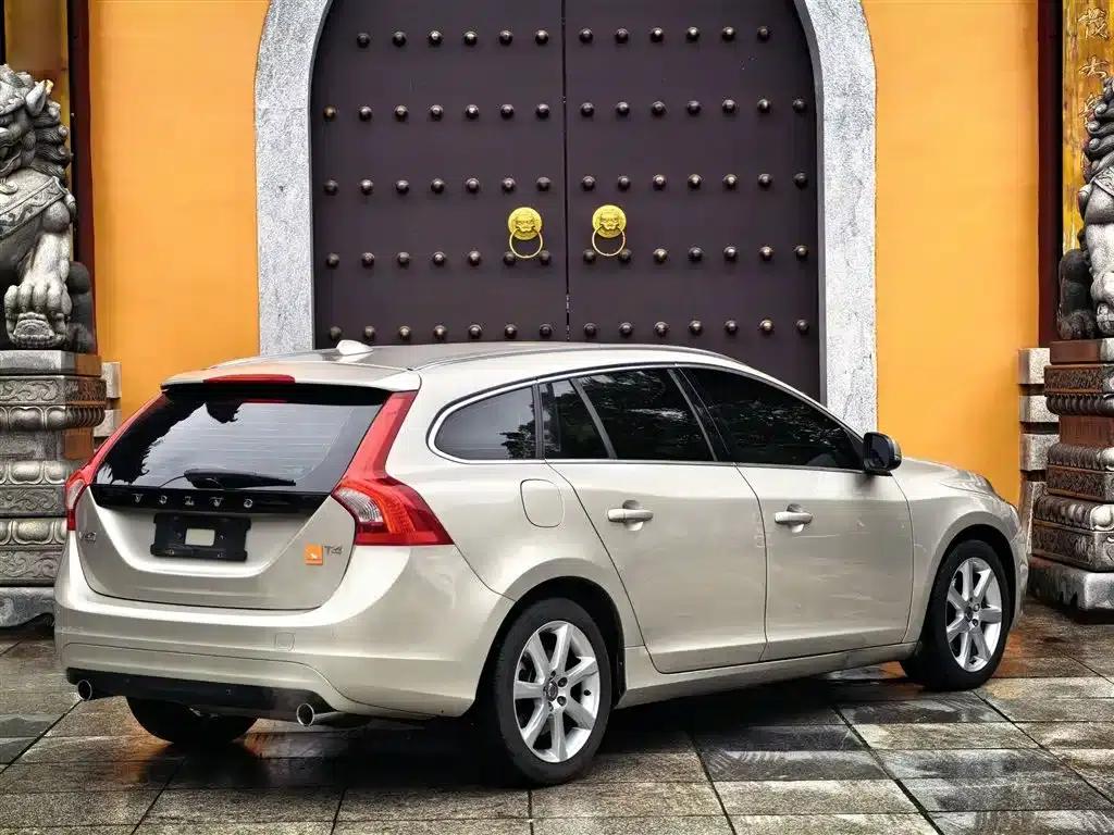2017 Volvo V60 T4 Smart Edition (National V Emission Standard) — миниатюра 7
