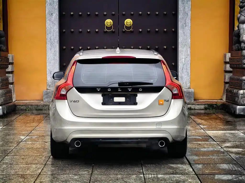 2017 Volvo V60 T4 Smart Edition (National V Emission Standard) — миниатюра 8