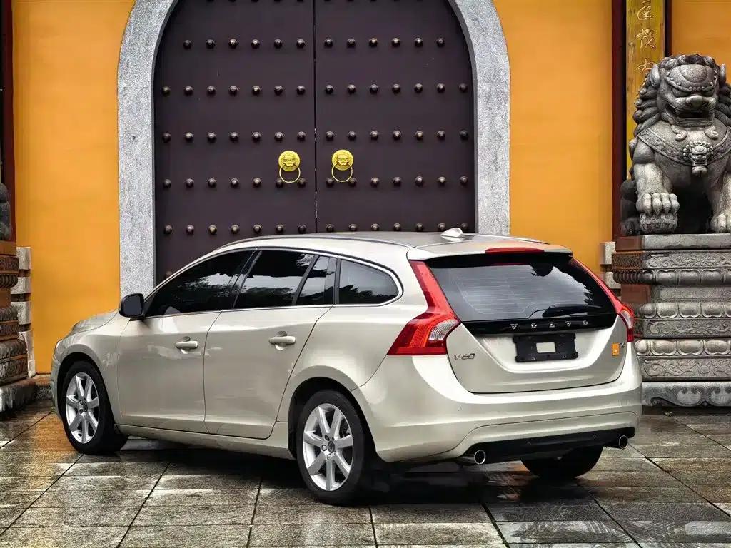 2017 Volvo V60 T4 Smart Edition (National V Emission Standard) — миниатюра 9