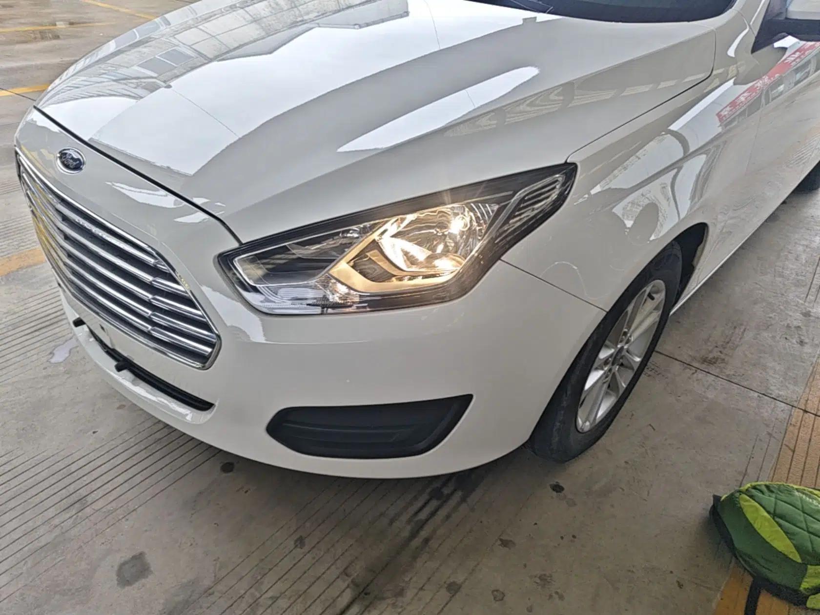 Ford Escort 2019 Revised 1.5L Automatic ZhiXiang Version (Tire Pressure Monitoring) China VI Standard — миниатюра 2