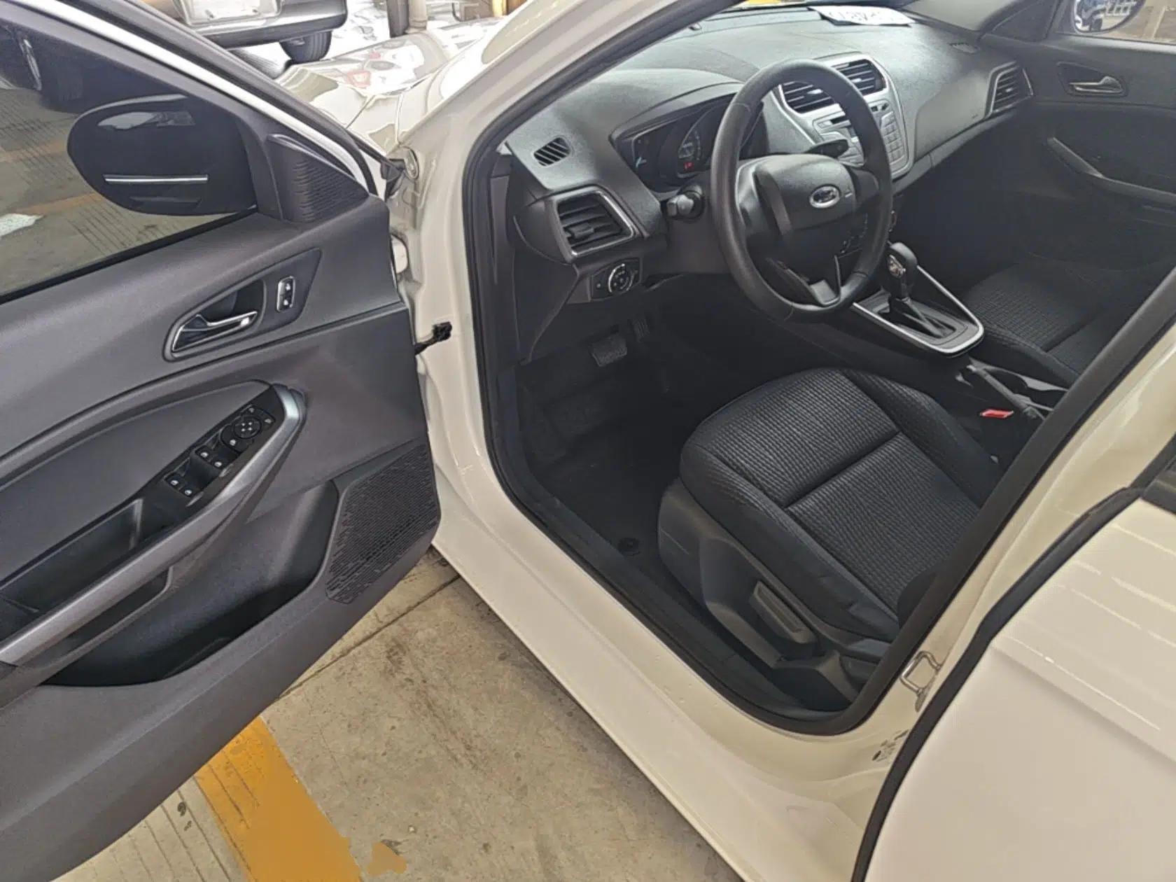 Ford Escort 2019 Revised 1.5L Automatic ZhiXiang Version (Tire Pressure Monitoring) China VI Standard — миниатюра 18
