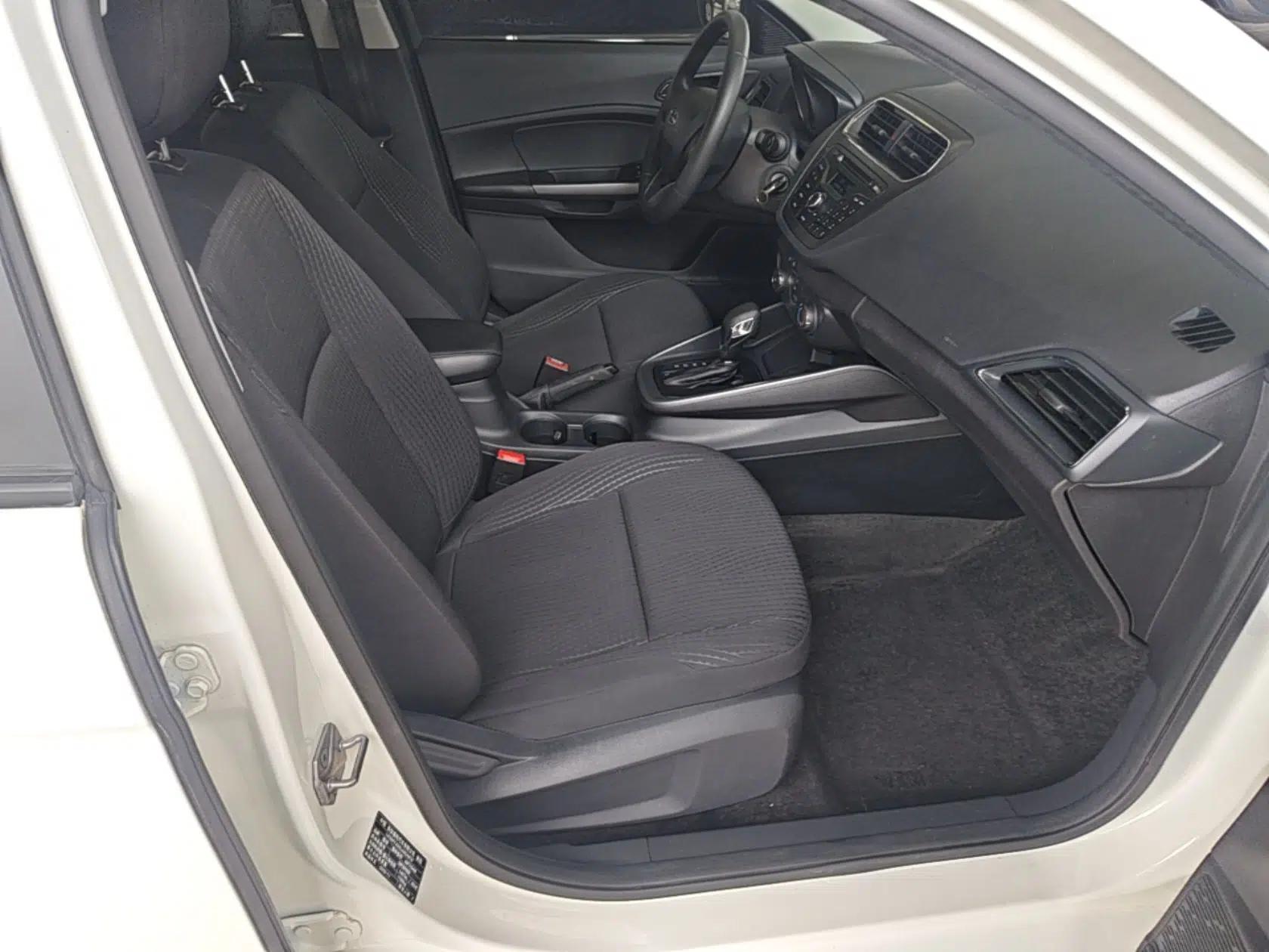 Ford Escort 2019 Revised 1.5L Automatic ZhiXiang Version (Tire Pressure Monitoring) China VI Standard — миниатюра 23
