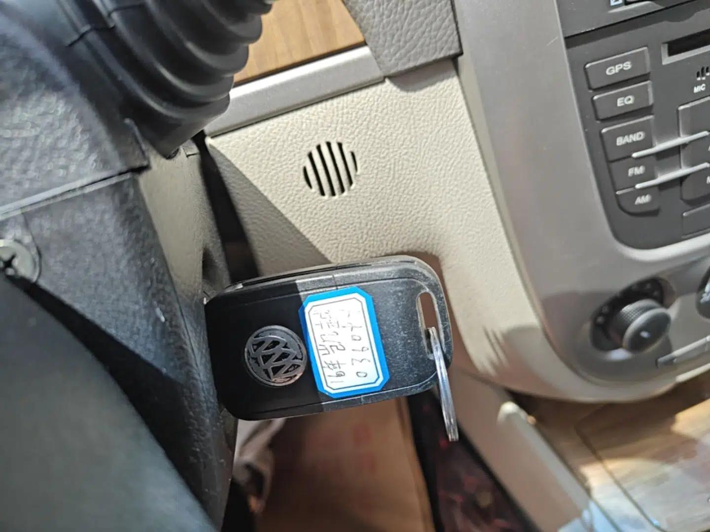 Buick Excelle 2015 1.5L Automatic Luxury Edition — миниатюра 12